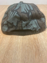 Load image into Gallery viewer, Trebark x Camel Hat
